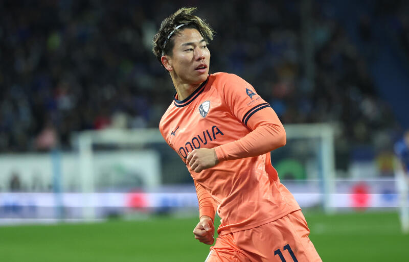 浅野拓磨が2ゴールで救世主に。