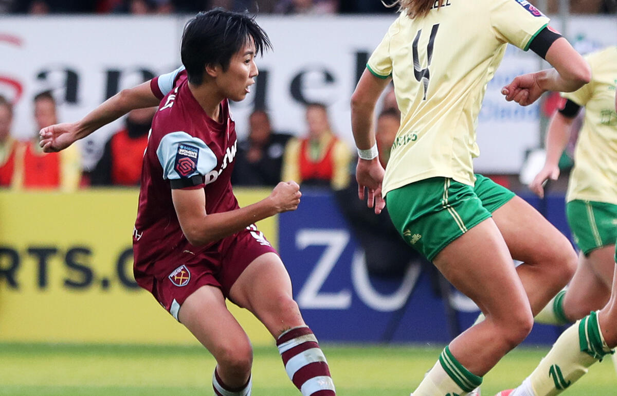 今季3点目を決めたウェストハムの植木理子