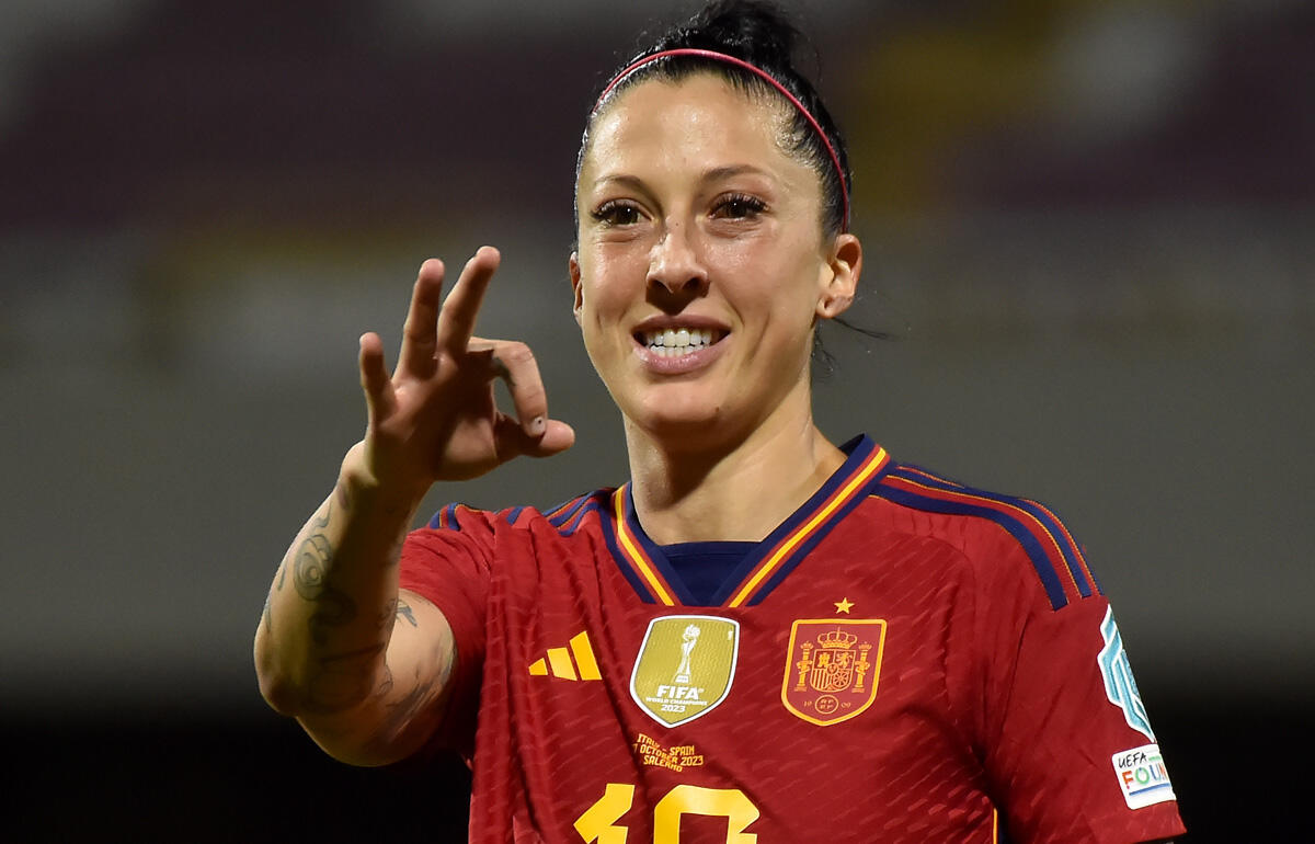 被害者なのに脅迫を受けていたエルモソ