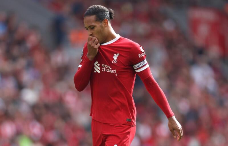 トゥールーズ戦の欠場が明言されたDFヴィルヒル・ファン・ダイク