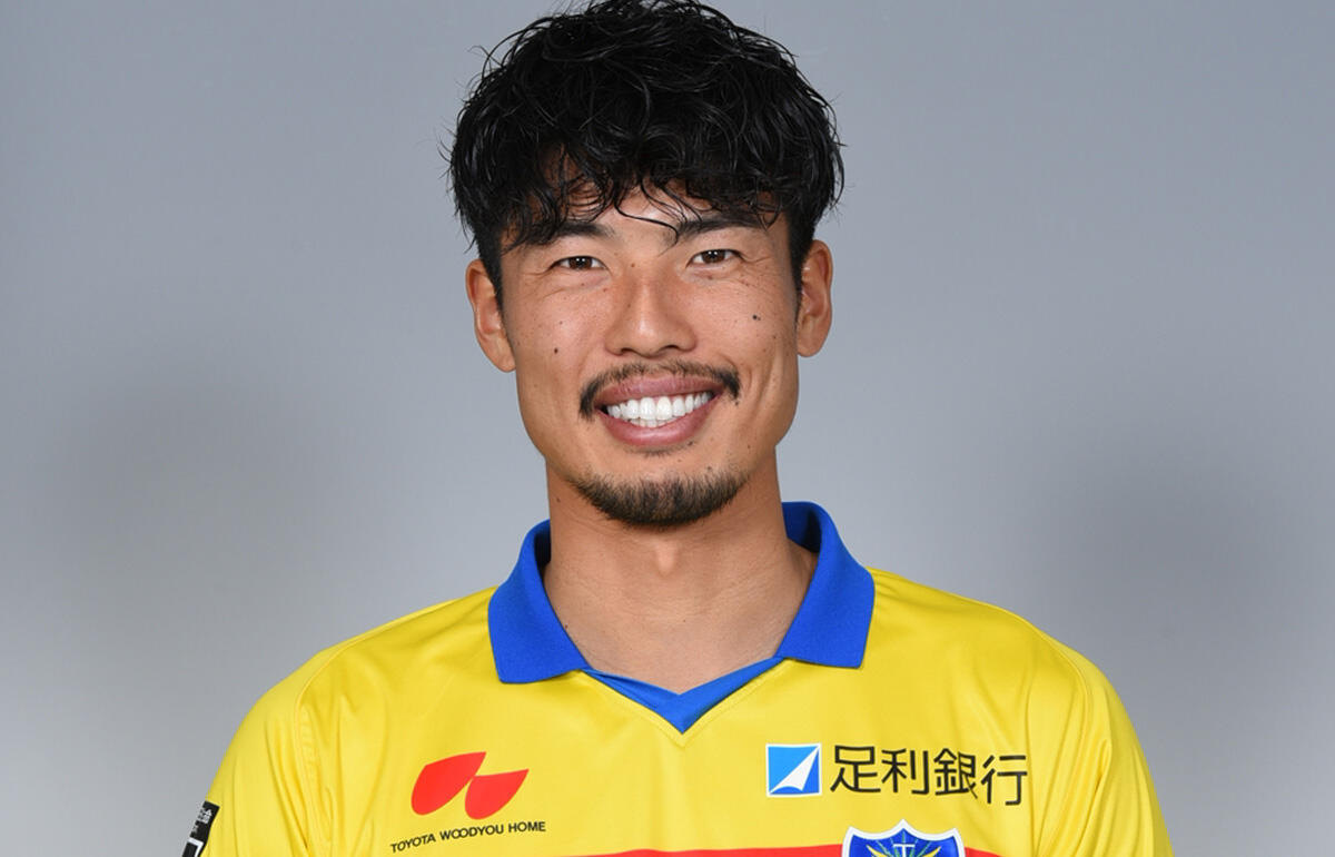 今季加入しJ2で24試合に出場したDF岡﨑亮平