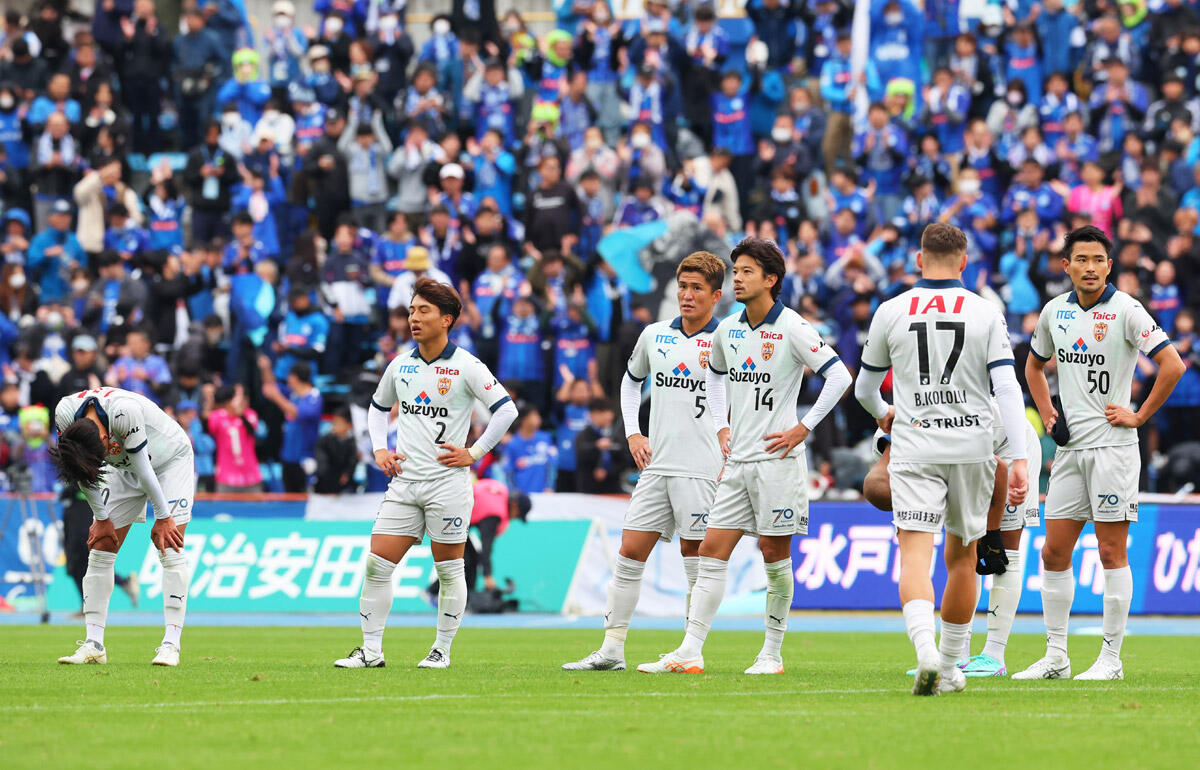 アウェイで引き分け自動昇格に肩を落とす清水