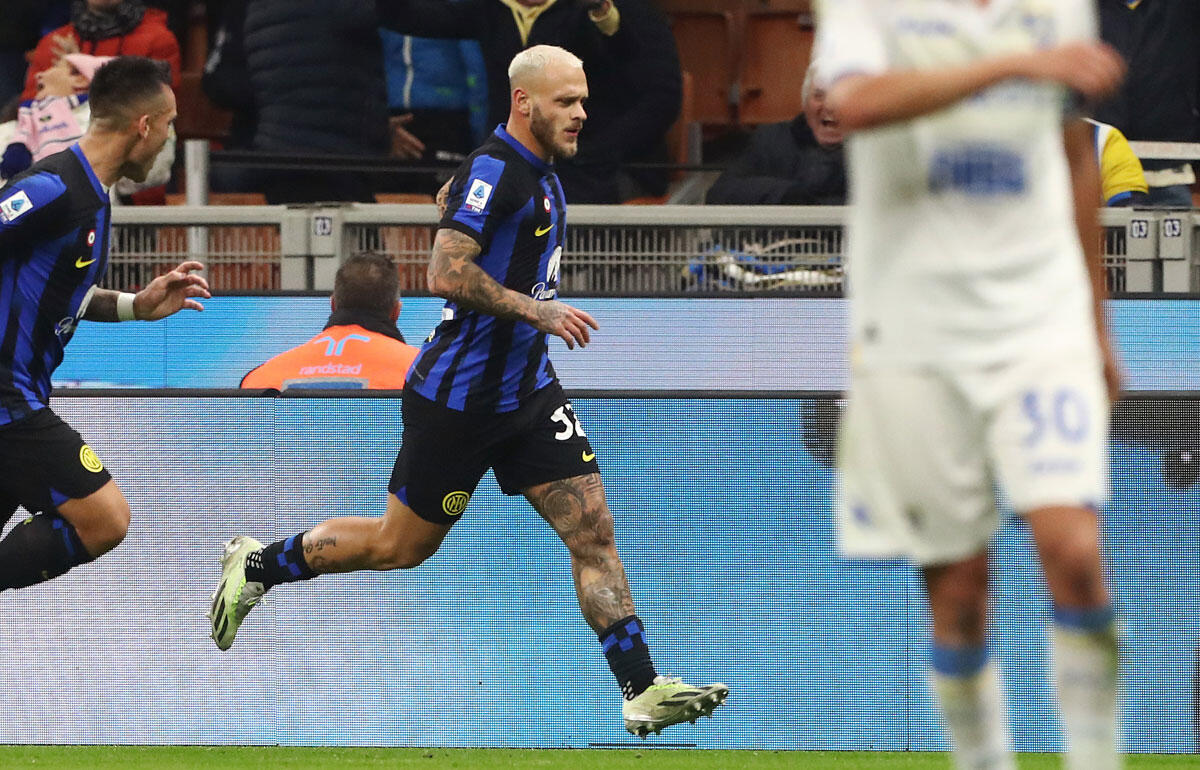 圧巻のロングシュートを決めたディマルコ