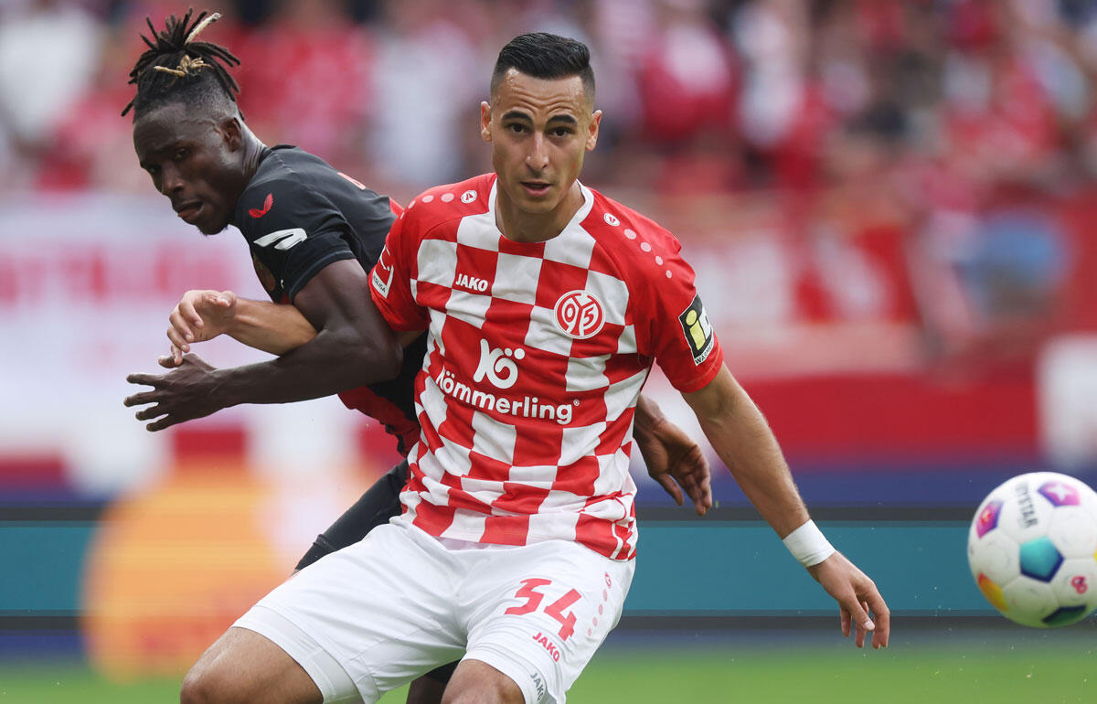 SNSでの発信を理由に契約を解除されたエル・ガジ