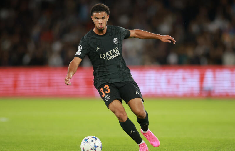 初会見で堂々たる姿を見せたザイール＝エメリ