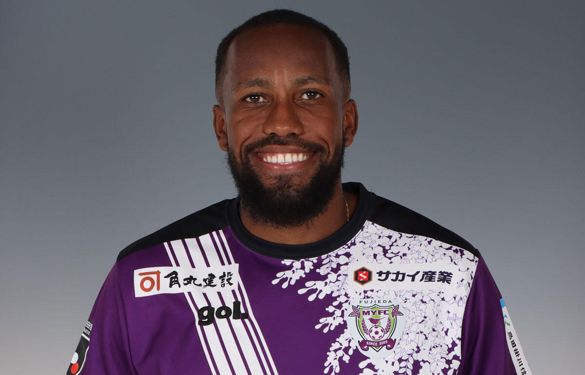 8月に名古屋グランパスから藤枝に加入したレオナルド