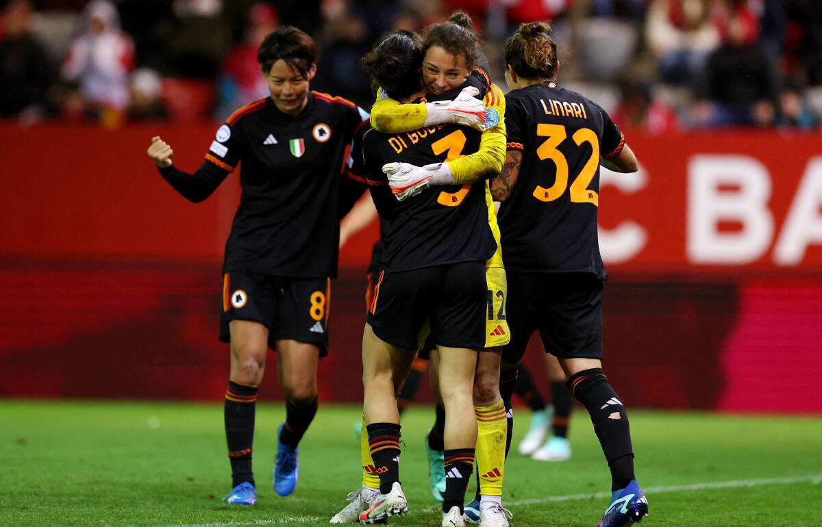 バイエルンと対戦したローマは2点のビハインドから追い付いた