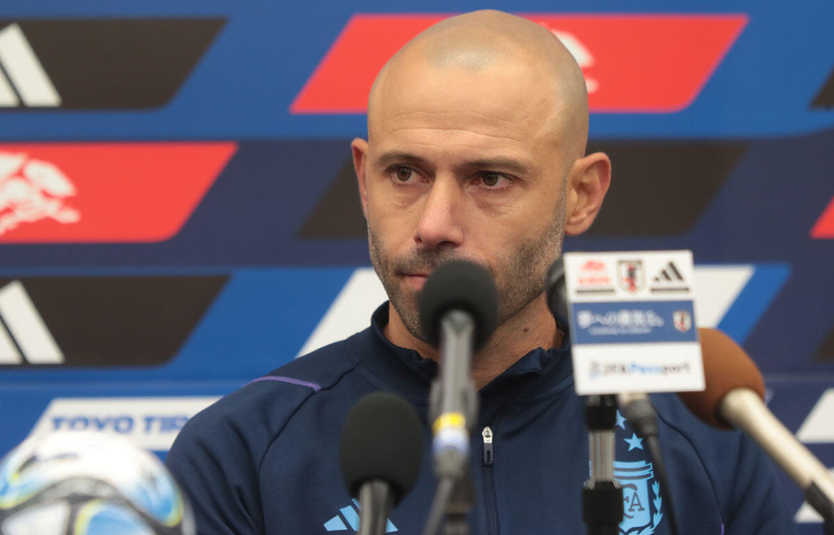 日本戦での敗戦を嘆いたマスチェラーノ監督