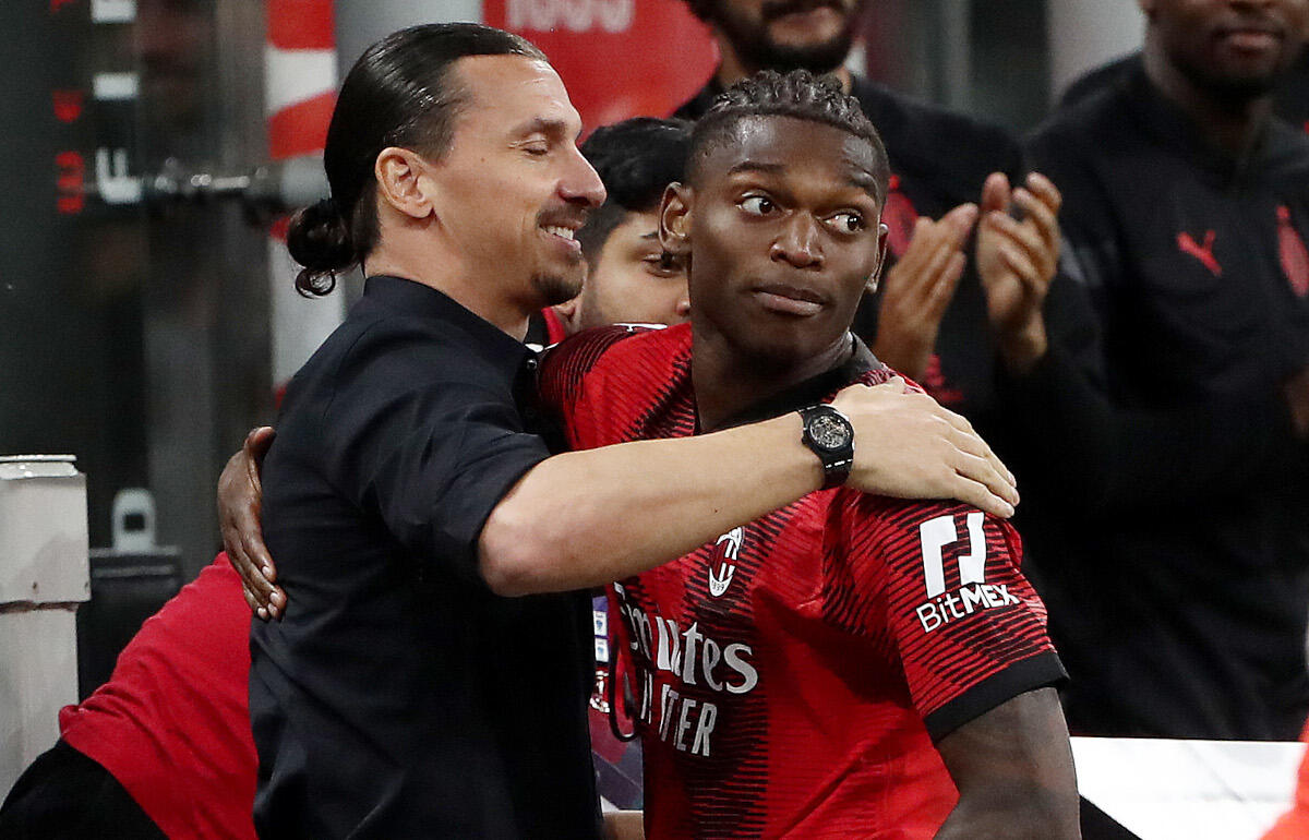 イブラヒモビッチ氏(左)から時々アドバイスをもらっていたレオン