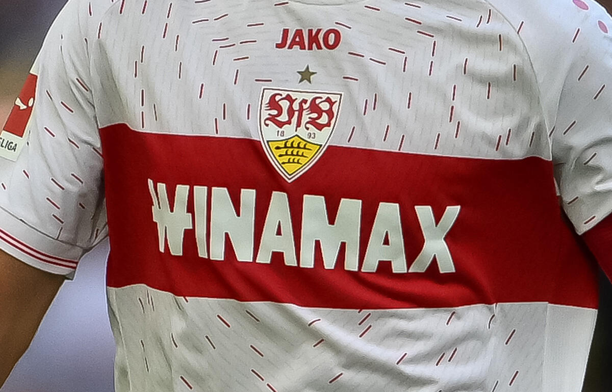 シュツットガルトの特別ユニフォームが発表された