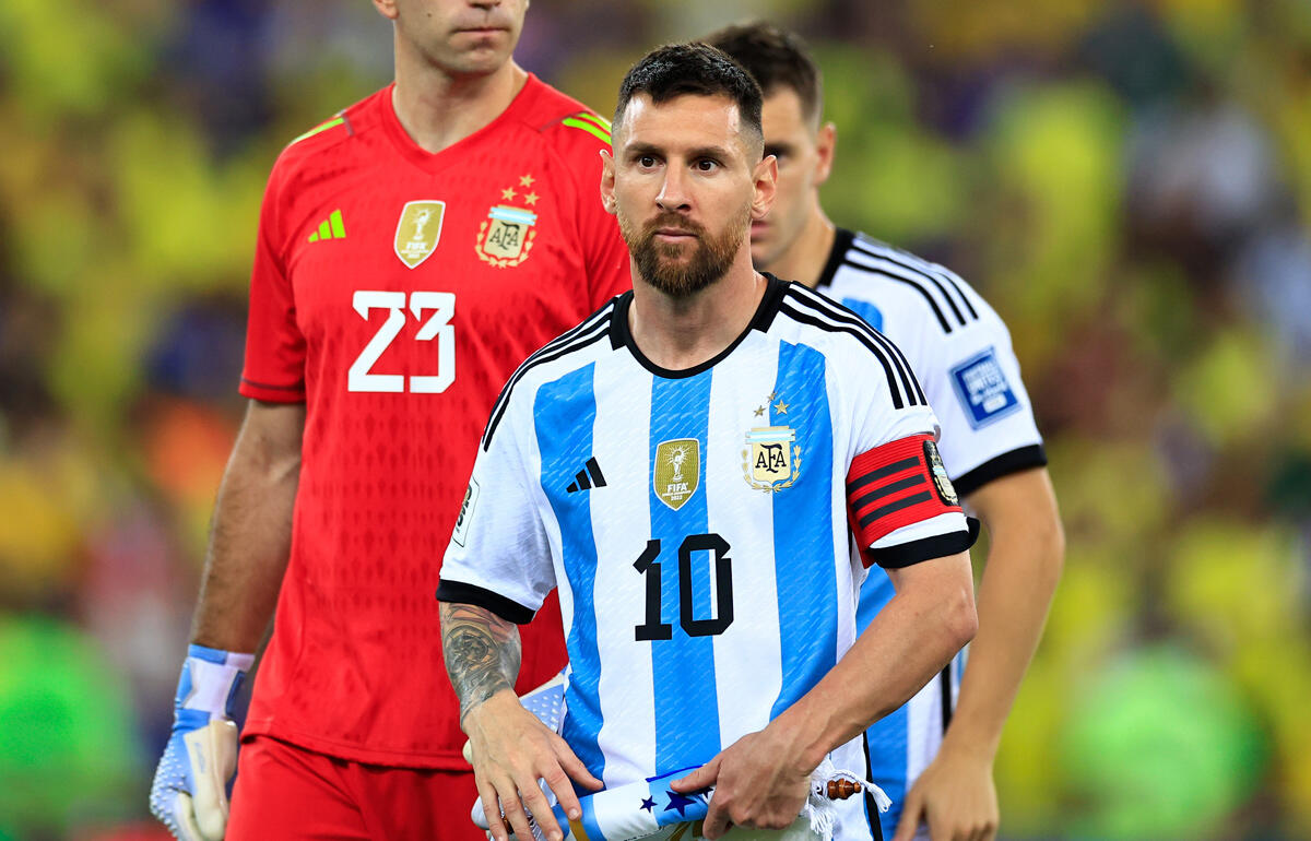 今シーズンのメッシの戦いが終了。ブラジルに勝利締め