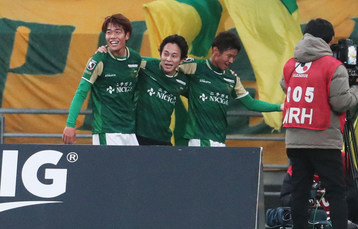 東京ヴェルディがジェフユナイテッド千葉を下す