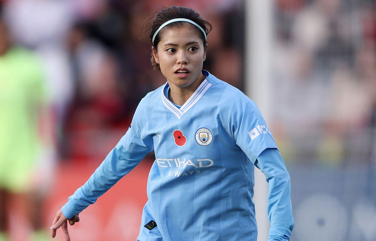 長谷川唯のイラストでシティが試合告知