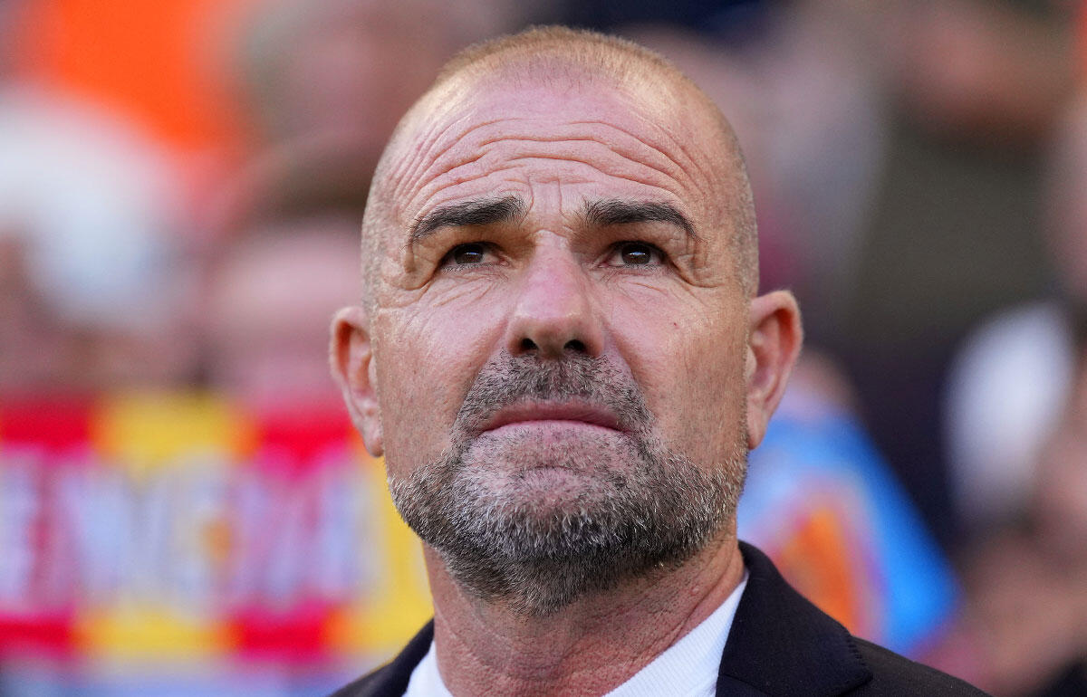 昨季は2部で優勝に導いたパコ・ロペス監督