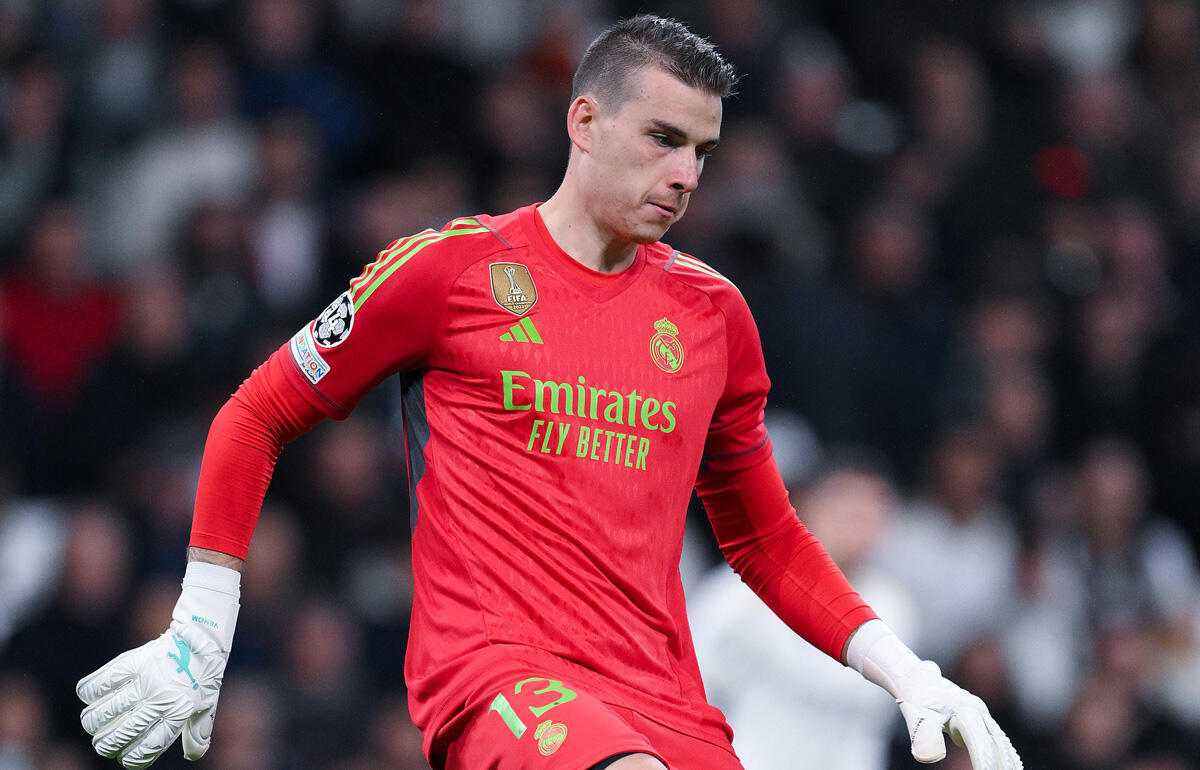 レアルの正守護神を争うルニン