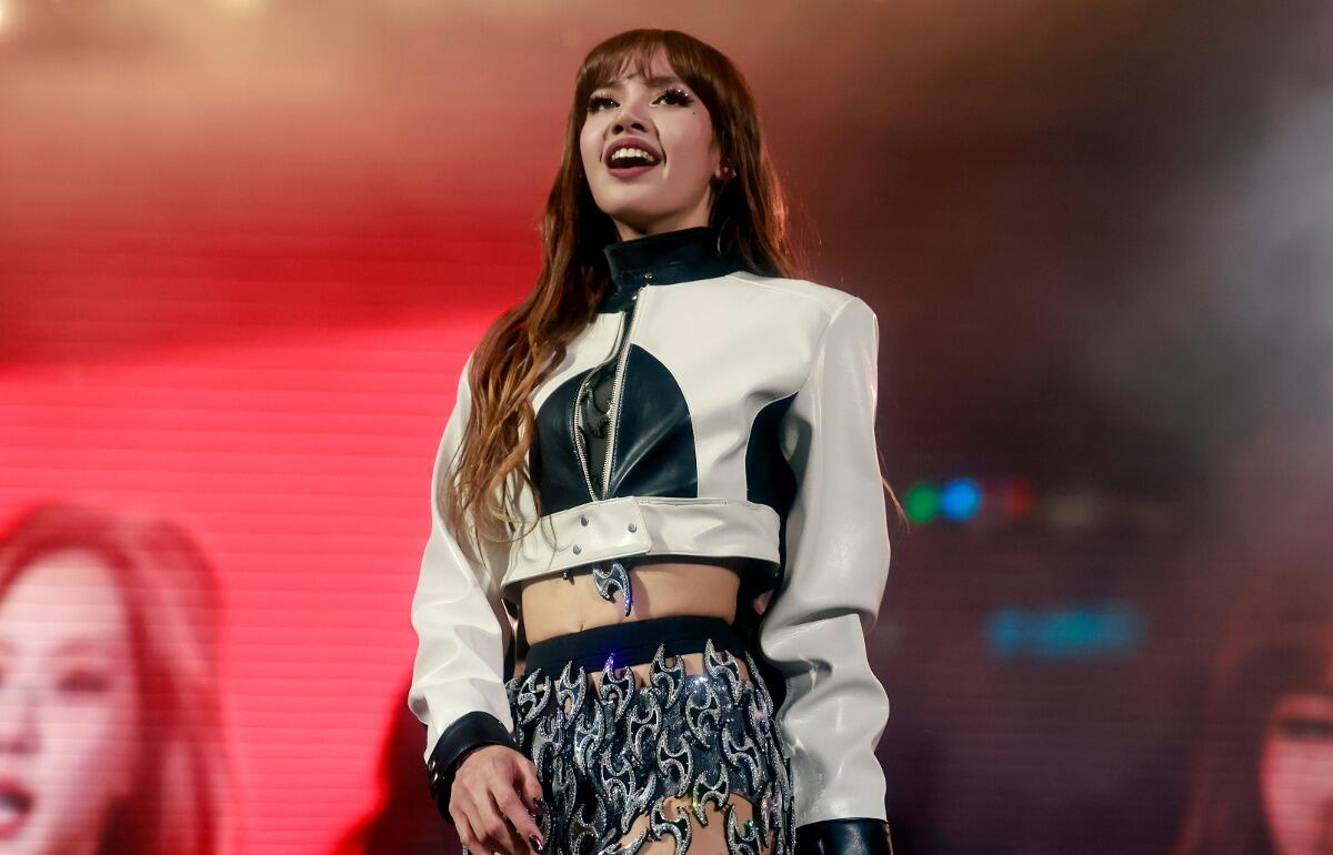 BLACKPINKのリサさん