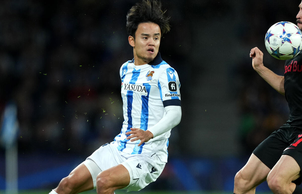 後半途中出場で惜しいFKを放った久保建英