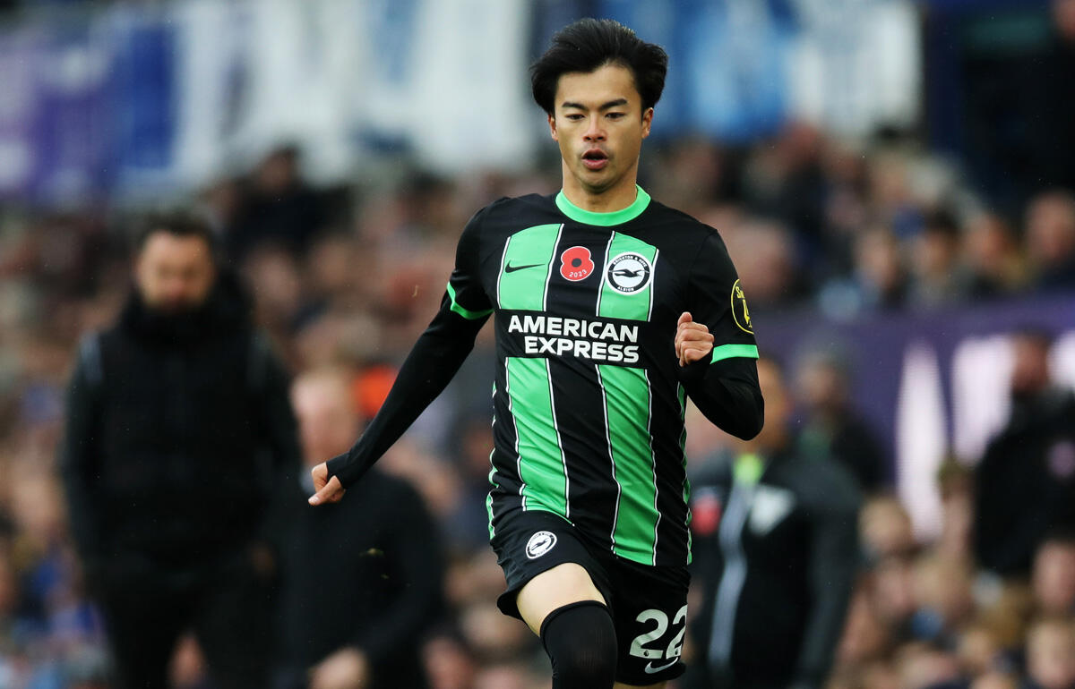 チェルシー戦で後半途中出場した三笘薫