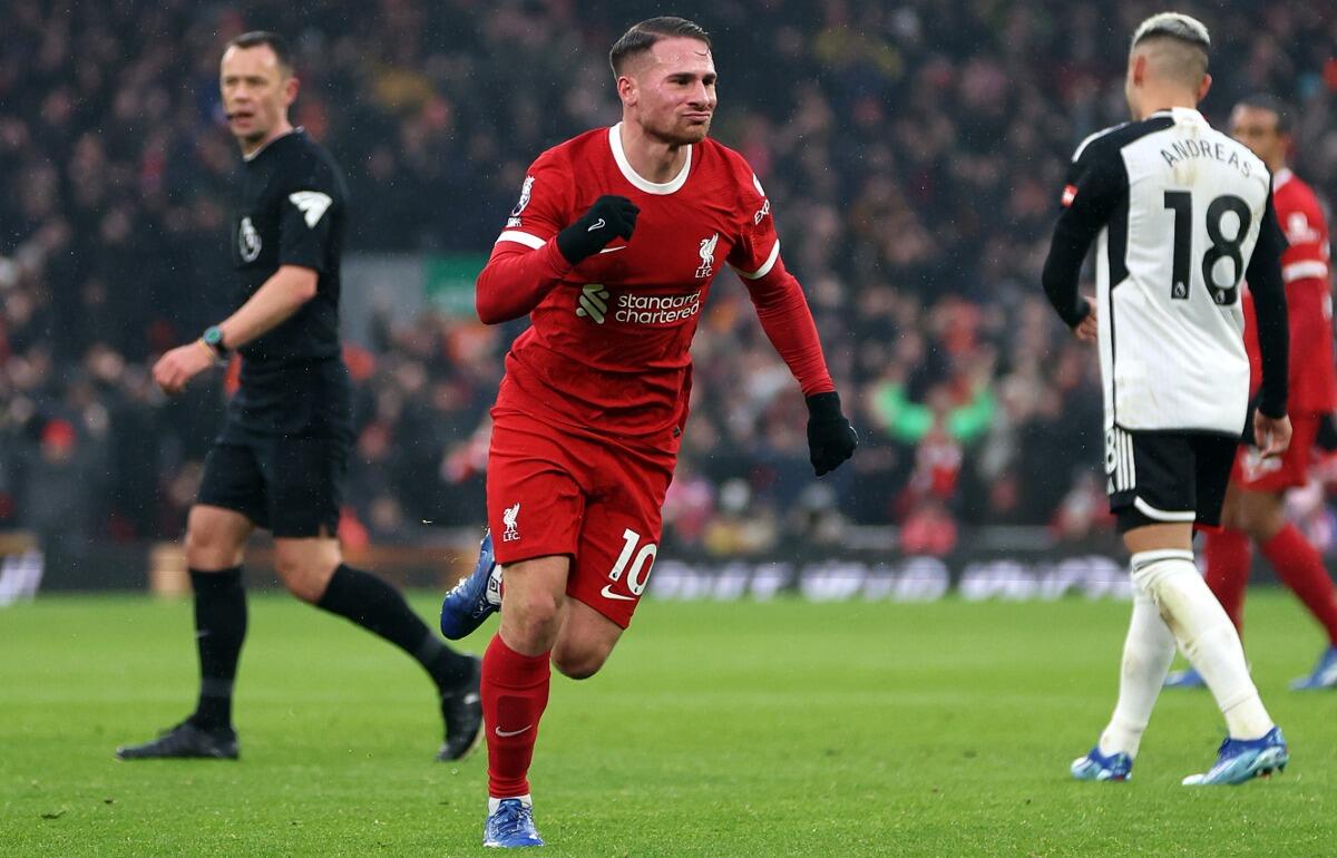 衝撃のミドルシュートを決めたリバプールのアレクシス・マク・アリスター