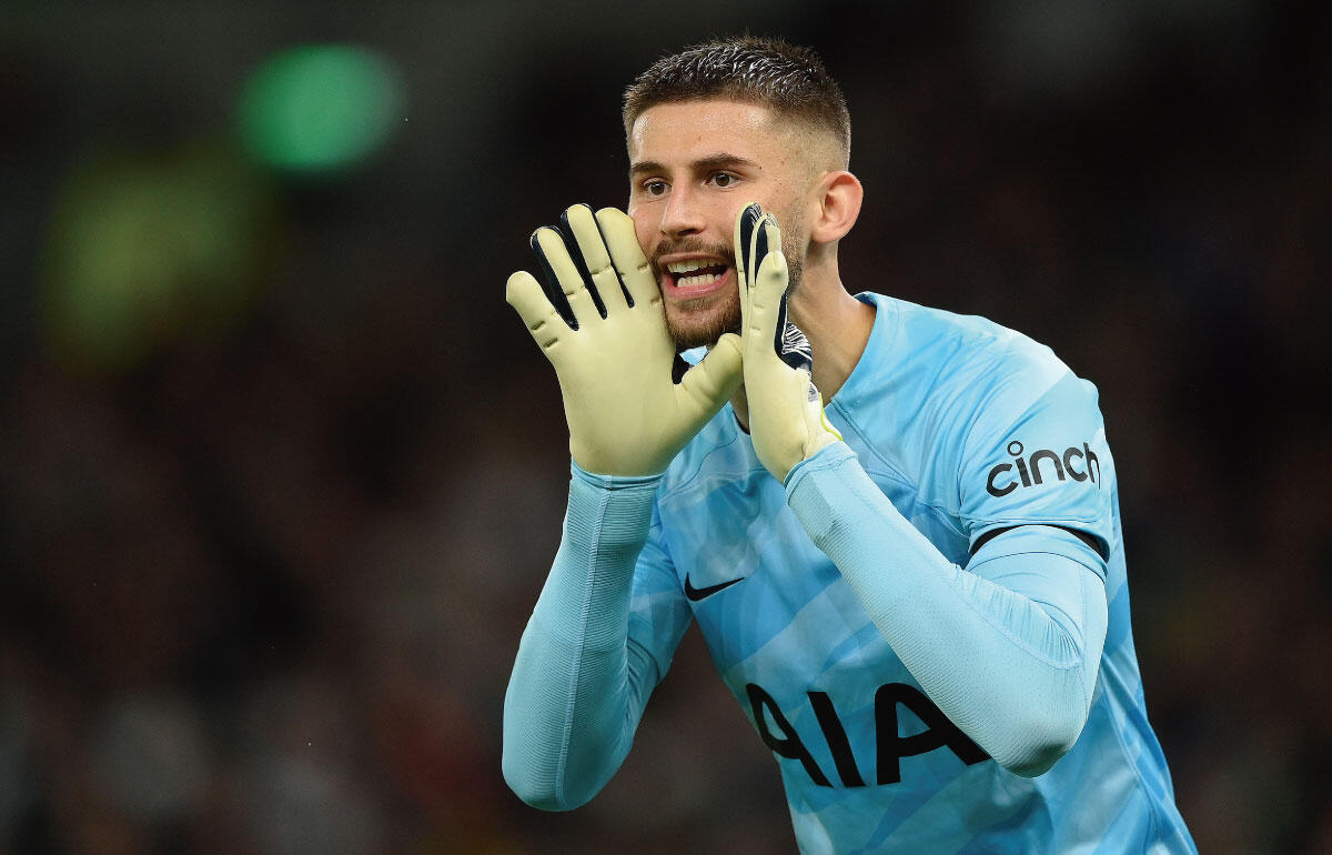 プレミアリーグで奮闘するイタリア人GKヴィカーリオ