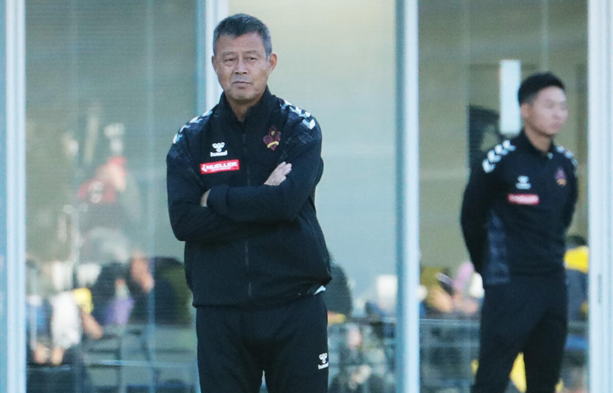 今季まで金沢を指揮した柳下正明氏