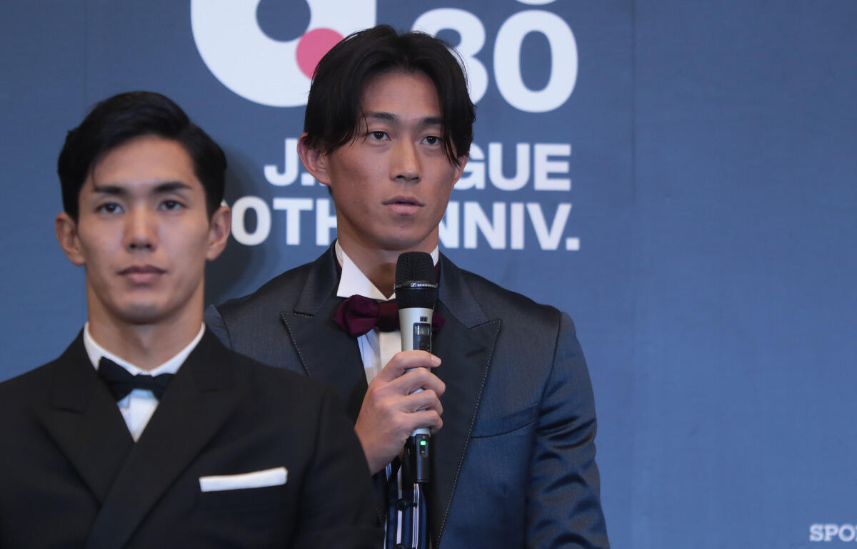 ベストイレブンを初受賞した毎熊晟矢