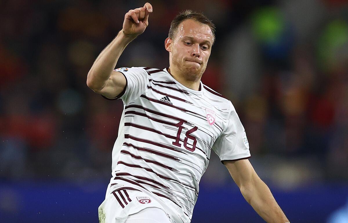 ラトビア代表でもプレーするアルヴィス・ヤンゼムス