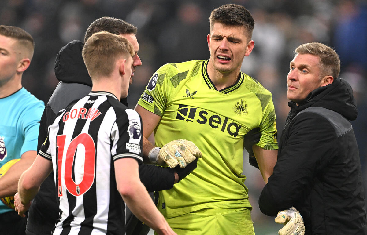 肩を脱臼してしまったニック・ポープ