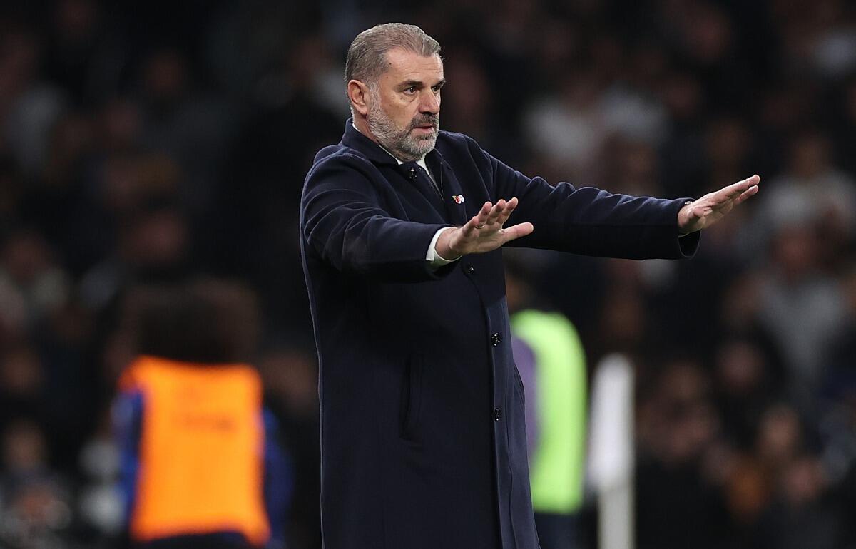 トッテナムを率いるアンジェ・ポステコグルー監督