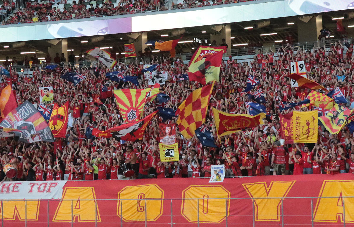 名古屋が新エンブレムを発表した