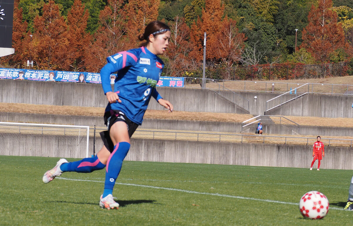 皇后杯4回戦で2得点を挙げたスフィーダ世田谷FCのFW新堀華波