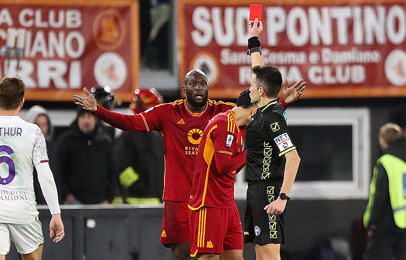 フィオレンティーナ戦で一発退場したルカク