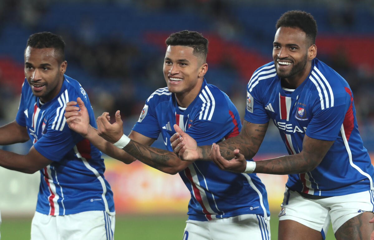 エウベル、ヤン・マテウス、アンデルソン・ロペスがそれぞれ得点