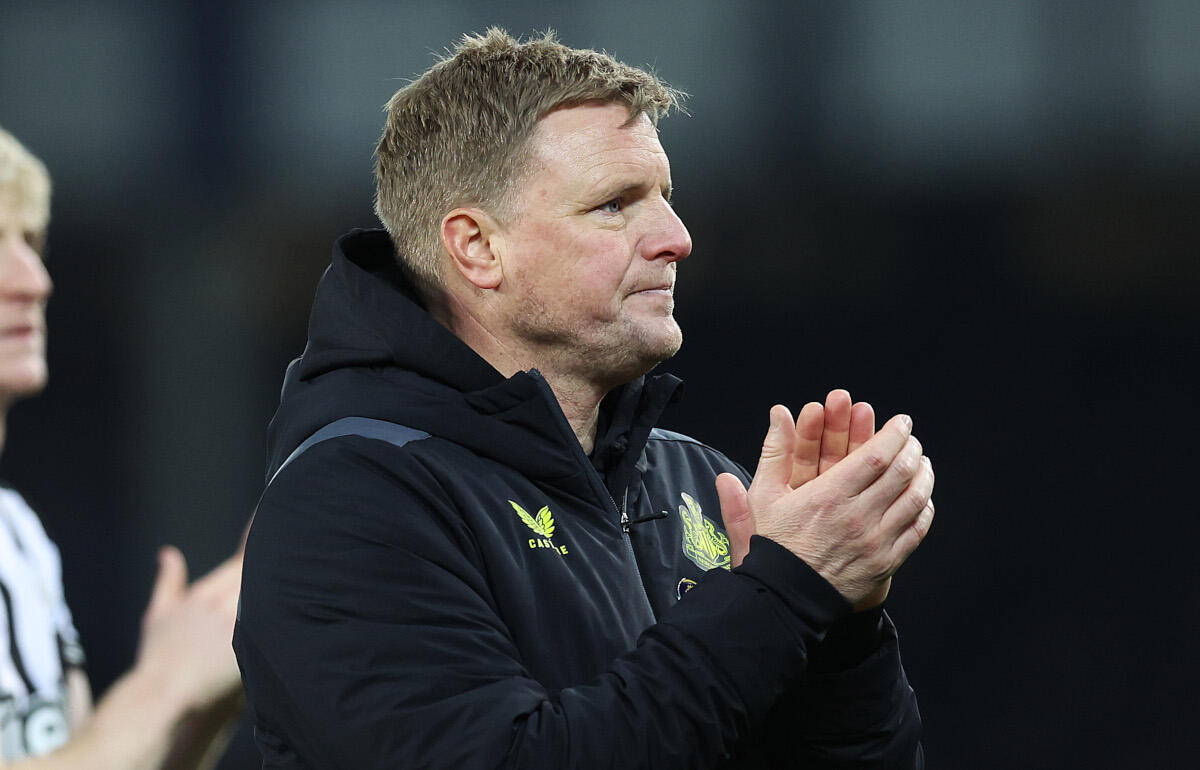 最後まで突破を信じて戦うエディ・ハウ監督