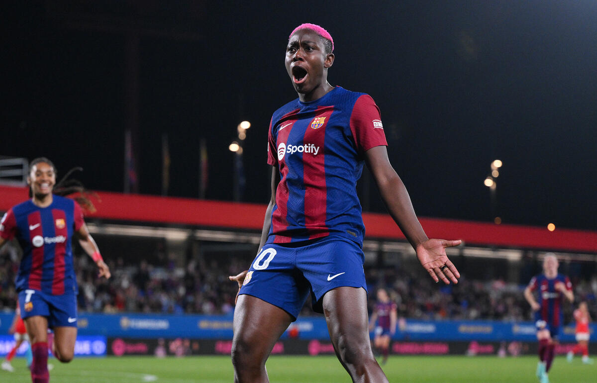 6度目のアフリカ女子最優秀選手賞を受賞したアシサト・オショアラ