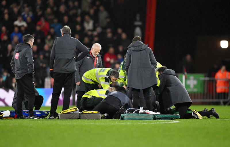 ボーンマス戦で試合中に昏倒し、容体が懸念されたロッキャー