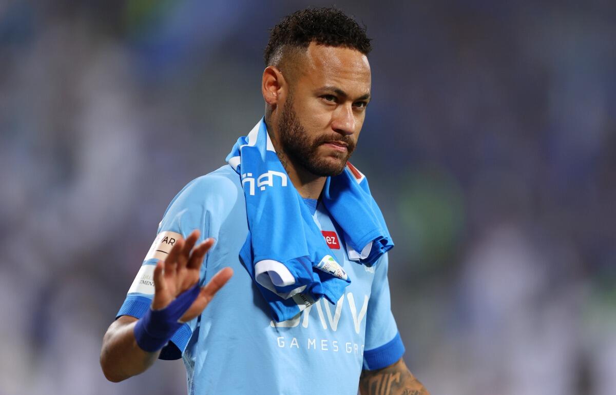 娘と再会したブラジル代表FWネイマール(アル・ヒラル)