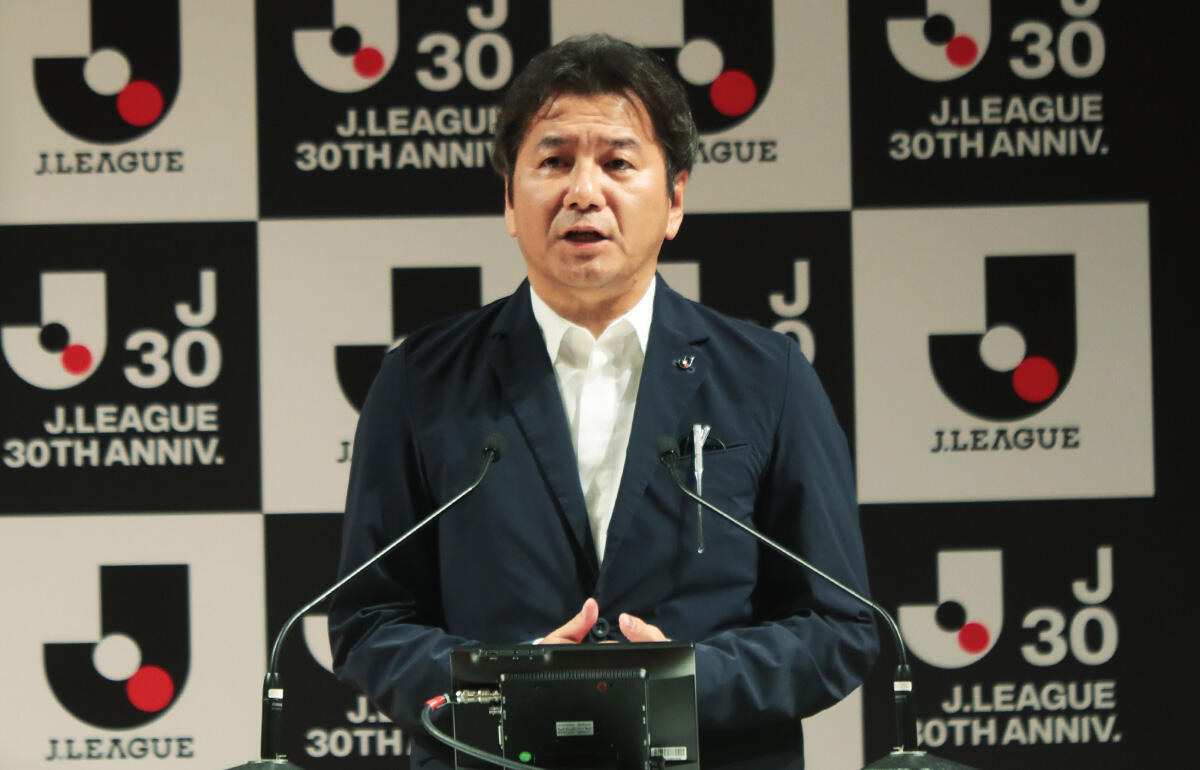 シーズン移行を決断したJリーグの野々村芳和チェアマン
