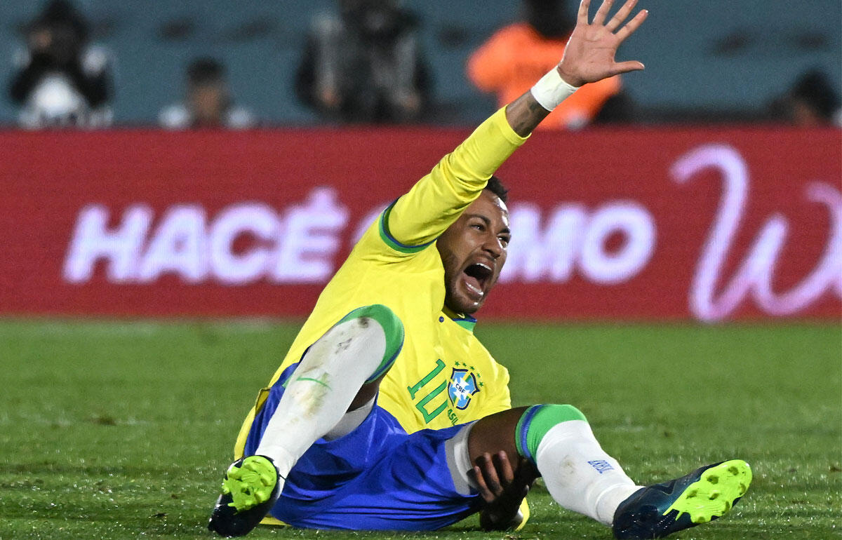 10月に重傷を負ったネイマール