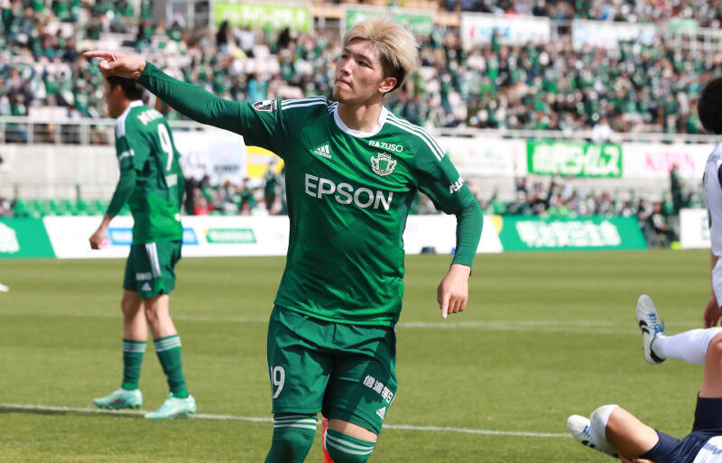 秋田移籍が発表されたFW小松蓮