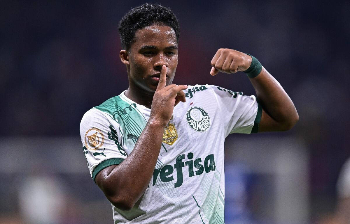 ニューバランスと契約したエンドリッキ