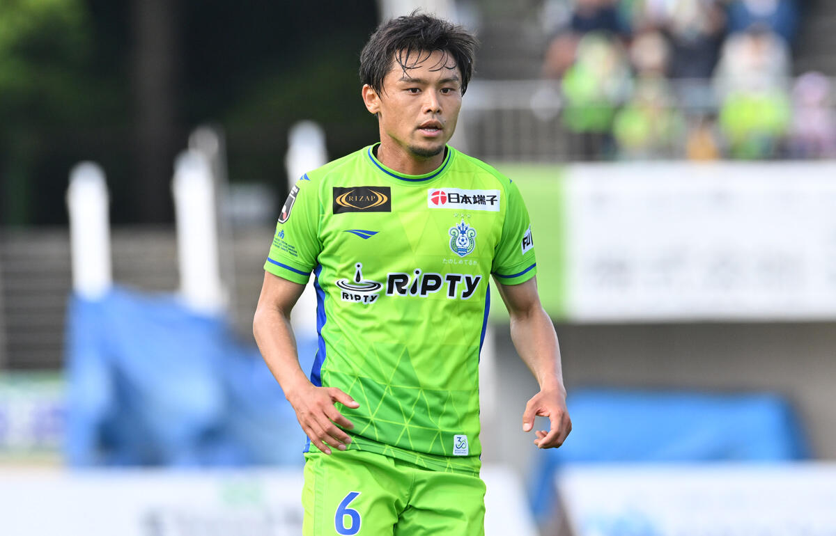 契約更新が発表されたDF岡本拓也