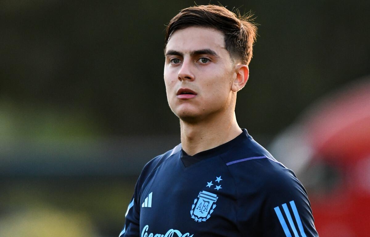 パウロ・ディバラがクリスマスを祝福