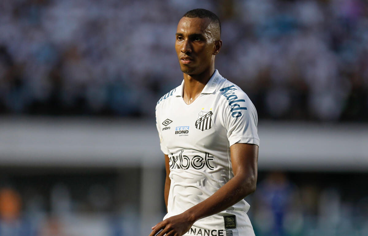 清水への移籍交渉中と発表されたルーカス・ブラガ