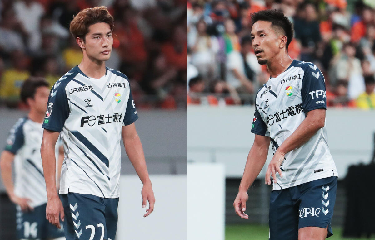 来季も千葉でプレーする佐々木翔悟(左)、田口泰士