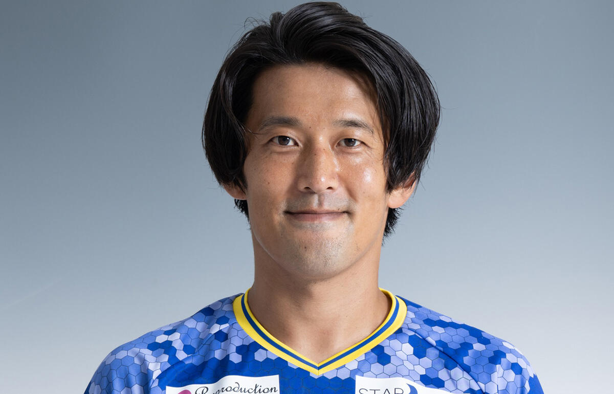 来季も今治でプレーする阪野豊史