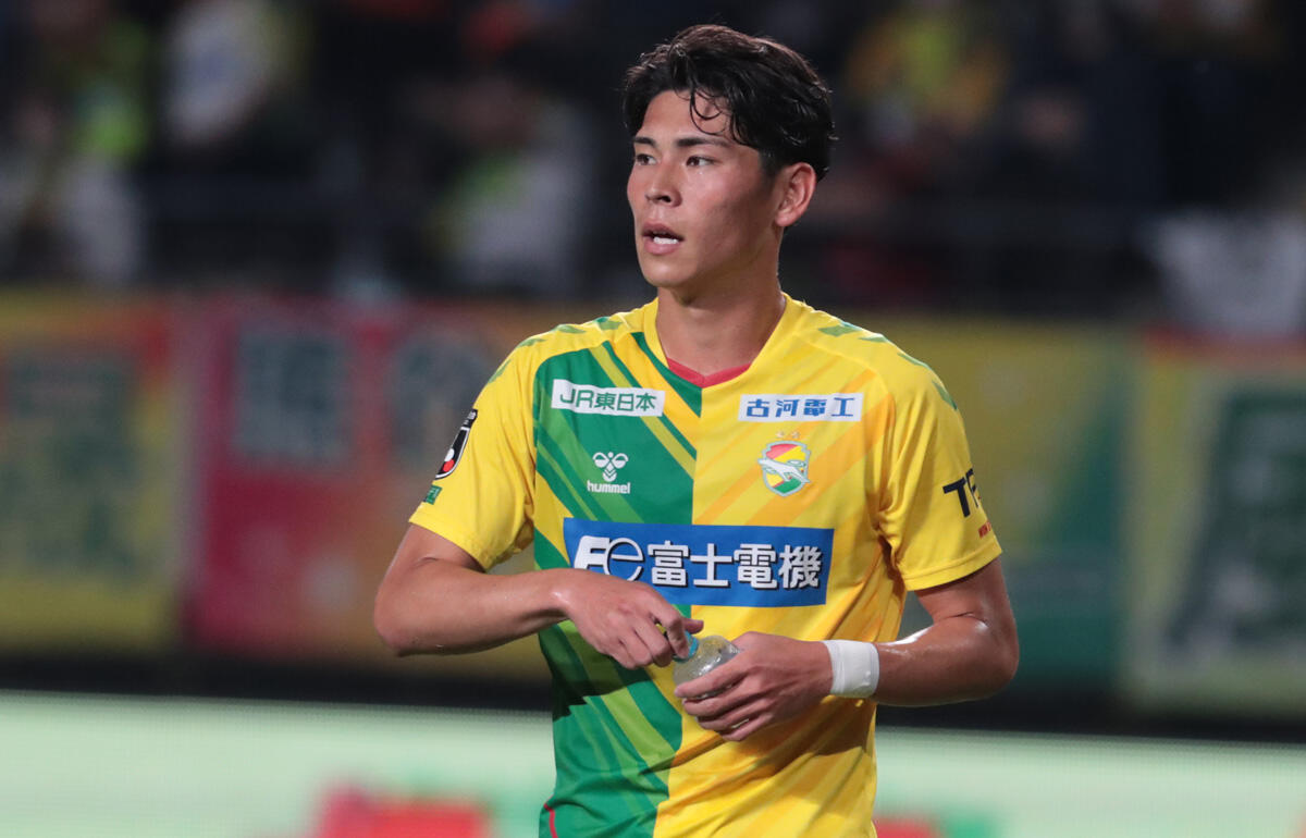 来季はエースストライカーの重責担う小森飛絢