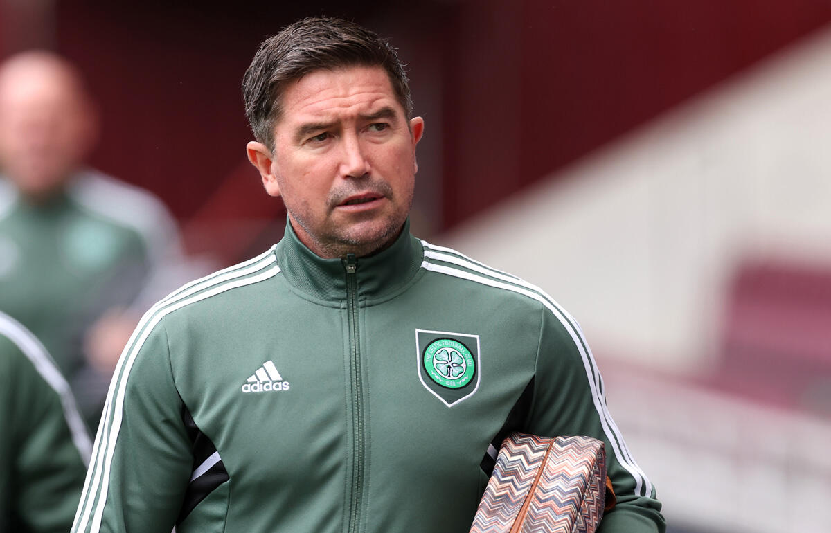 来季横浜FMで指揮を執るキューウェル新監督