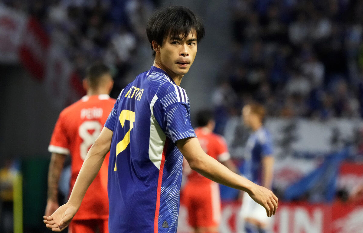 ケガで離脱中ながらも招集された三笘薫