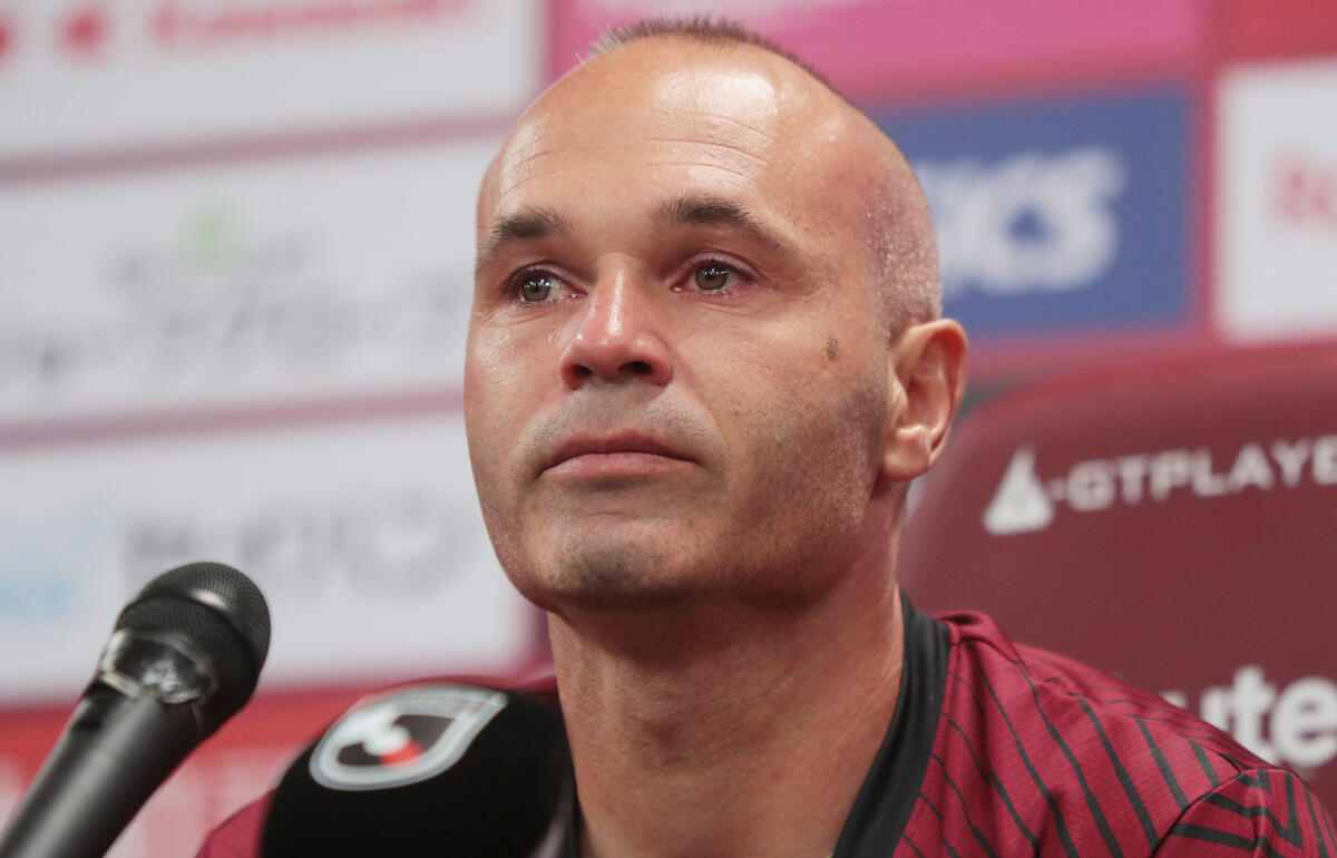 地震の被災者へエールを送ったイニエスタ